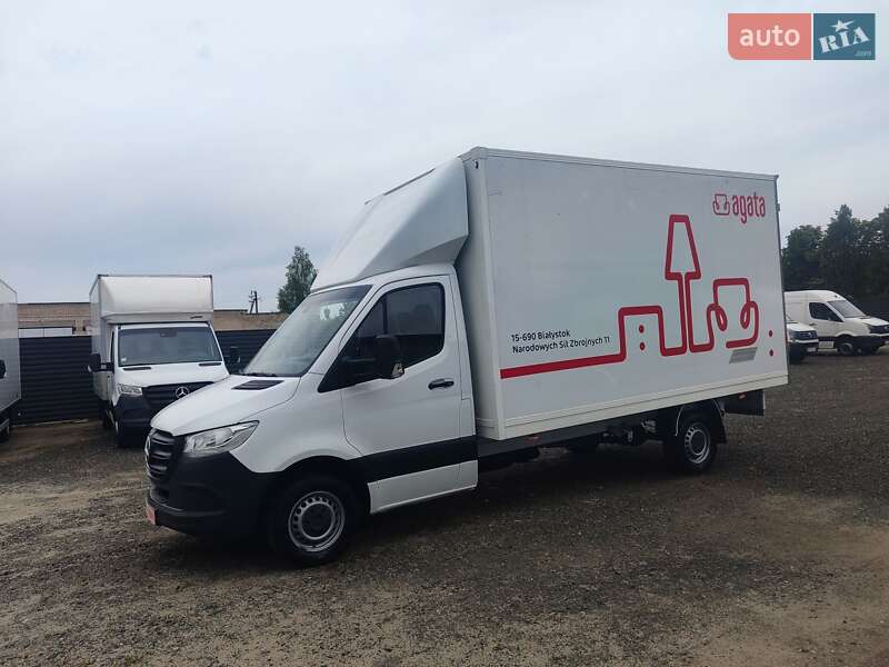 Грузовой фургон Mercedes-Benz Sprinter 2021 в 