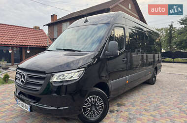 Грузовой фургон Mercedes-Benz Sprinter 2022 в 