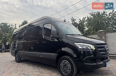Грузовой фургон Mercedes-Benz Sprinter 2022 в 