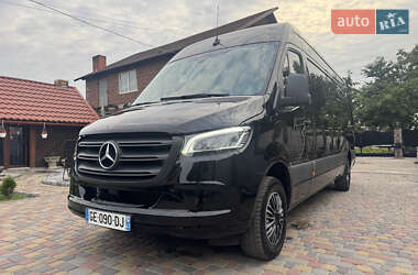 Грузовой фургон Mercedes-Benz Sprinter 2022 в 