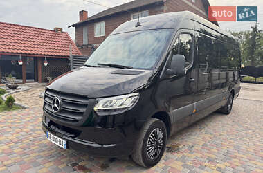 Грузовой фургон Mercedes-Benz Sprinter 2022 в 