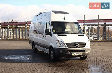 Дом на колесах Mercedes-Benz Sprinter 2007 в 
