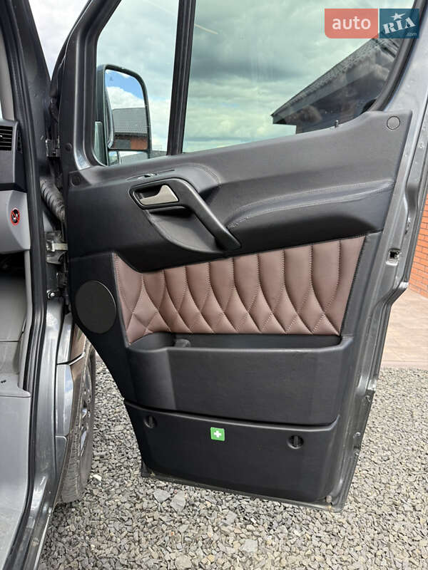 Микроавтобус Mercedes-Benz Sprinter 2014 в Ровно фото 17 Микроавтобус Mercedes-Benz Sprinter 2014 в Ровно
