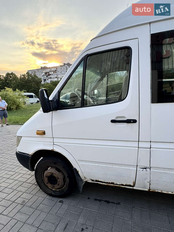 Микроавтобус Mercedes-Benz Sprinter 2002 в Киеве
