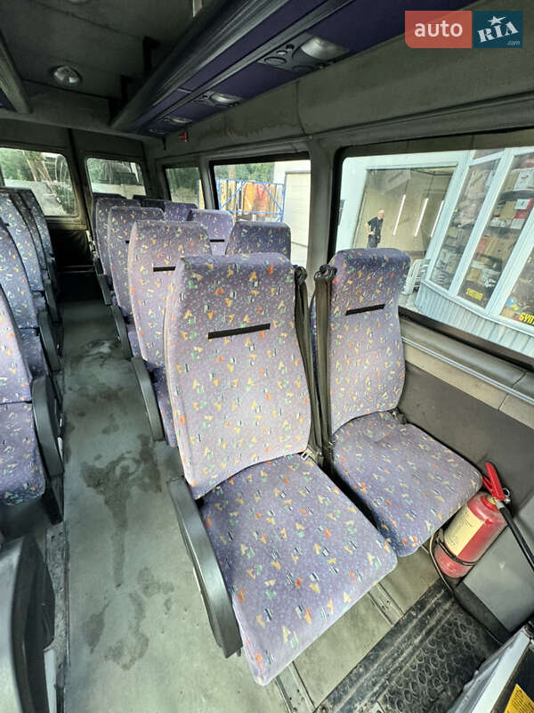 Микроавтобус Mercedes-Benz Sprinter 2002 в Киеве