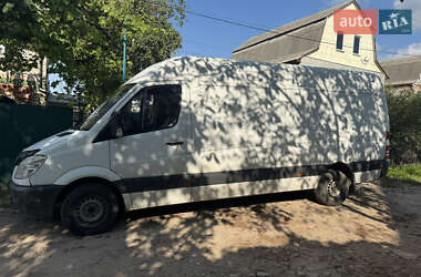 Грузовой фургон Mercedes-Benz Sprinter 2010 в 