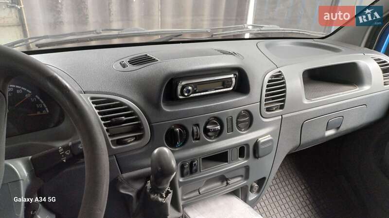 Грузовой фургон Mercedes-Benz Sprinter 2004 в Кривом Роге фото 12 Грузовой фургон Mercedes-Benz Sprinter 2004 в Кривом Роге