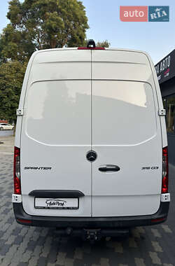Грузопассажирский фургон Mercedes-Benz Sprinter 2019 в 