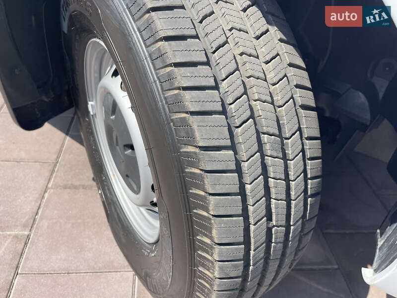 Грузовой фургон Mercedes-Benz Sprinter 2023 в Киеве