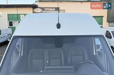 Грузовой фургон Mercedes-Benz Sprinter 2022 в 