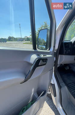 Грузовой фургон Mercedes-Benz Sprinter 2012 в 