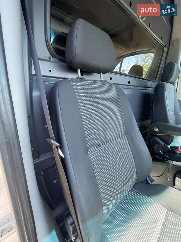 Грузовой фургон Mercedes-Benz Sprinter 2012 в Черновцах