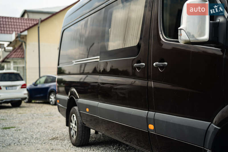 Микроавтобус Mercedes-Benz Sprinter 2015 в Черновцах фото 21 Микроавтобус Mercedes-Benz Sprinter 2015 в Черновцах