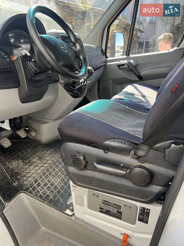 Грузовой фургон Mercedes-Benz Sprinter 2014 в Львове