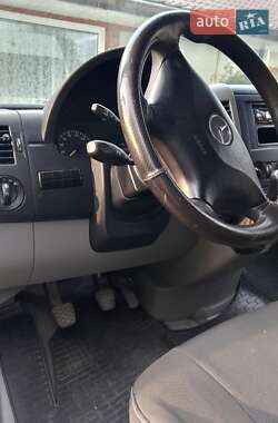 Грузовой фургон Mercedes-Benz Sprinter 2013 в 