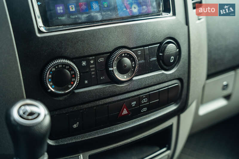 Микроавтобус Mercedes-Benz Sprinter 2015 в Черновцах фото 66 Микроавтобус Mercedes-Benz Sprinter 2015 в Черновцах