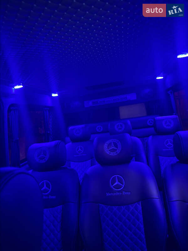 Микроавтобус Mercedes-Benz Sprinter 2003 в Днепре