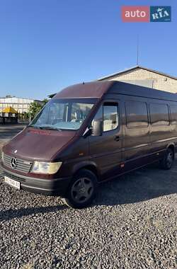 Вантажний фургон Mercedes-Benz Sprinter 1998 в Луцьку