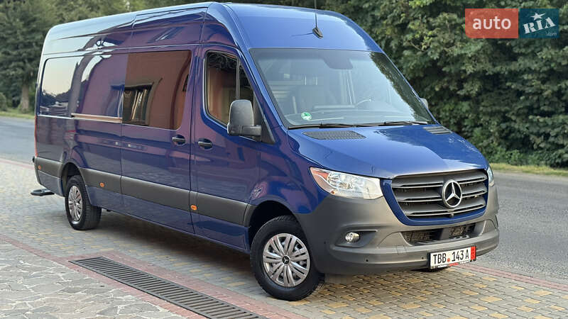 Вантажний фургон Mercedes-Benz Sprinter 2023 в Сваляві