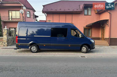 Грузовой фургон Mercedes-Benz Sprinter 2023 в 