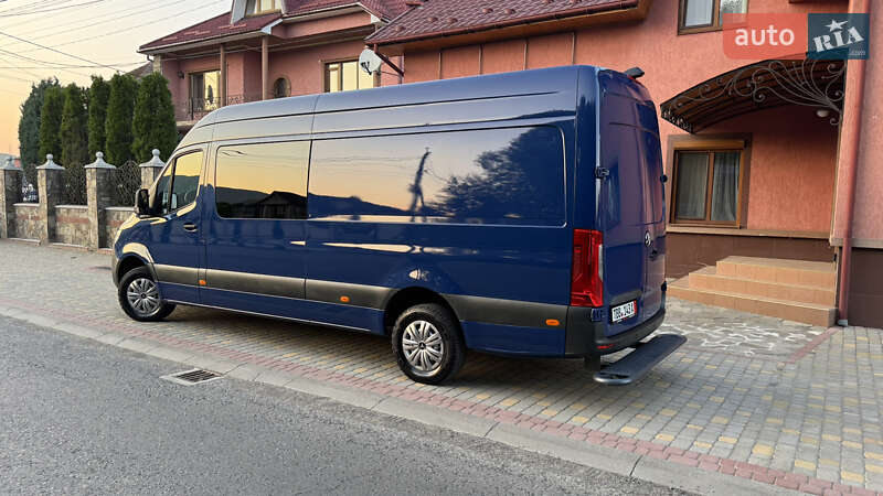 Вантажний фургон Mercedes-Benz Sprinter 2023 в Сваляві