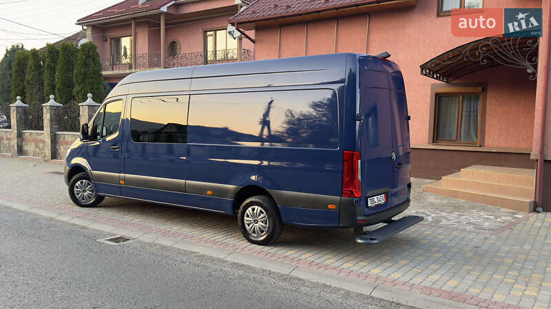 Вантажний фургон Mercedes-Benz Sprinter 2023 в Сваляві