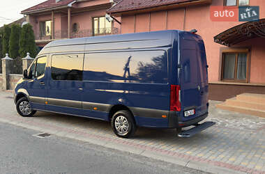 Грузовой фургон Mercedes-Benz Sprinter 2023 в 