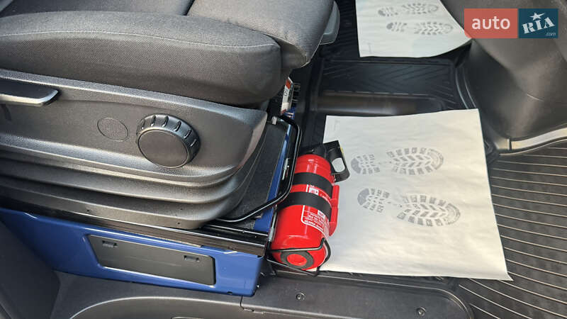 Вантажний фургон Mercedes-Benz Sprinter 2023 в Сваляві