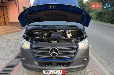 Грузовой фургон Mercedes-Benz Sprinter 2023 в 