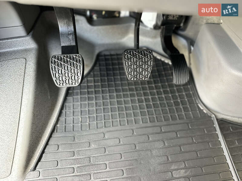 Другие грузовики Mercedes-Benz Sprinter 2016 в Ужгороде