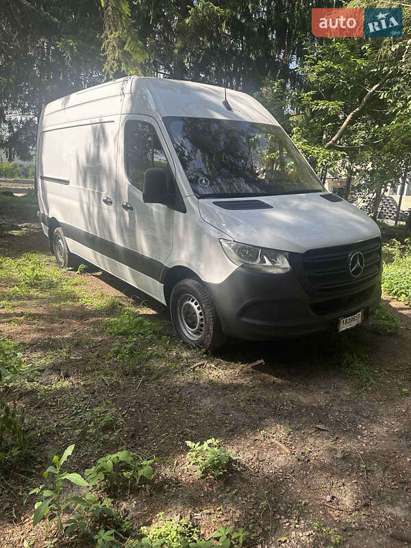 Mercedes-Benz Sprinter 2021