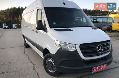 Вантажний фургон Mercedes-Benz Sprinter 2019 в Рівному