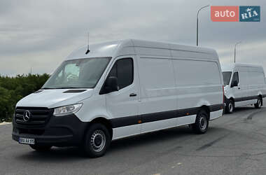Вантажний фургон Mercedes-Benz Sprinter 2022 в Рівному
