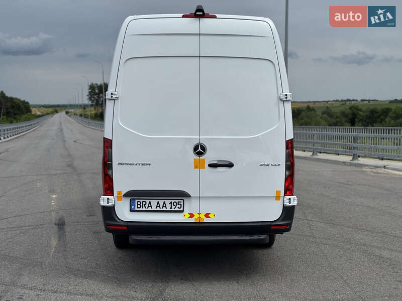 Вантажний фургон Mercedes-Benz Sprinter 2022 в Рівному