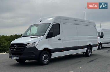 Грузовой фургон Mercedes-Benz Sprinter 2022 в 
