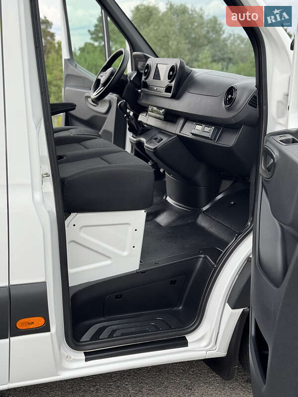 Грузовой фургон Mercedes-Benz Sprinter 2021 в Ровно