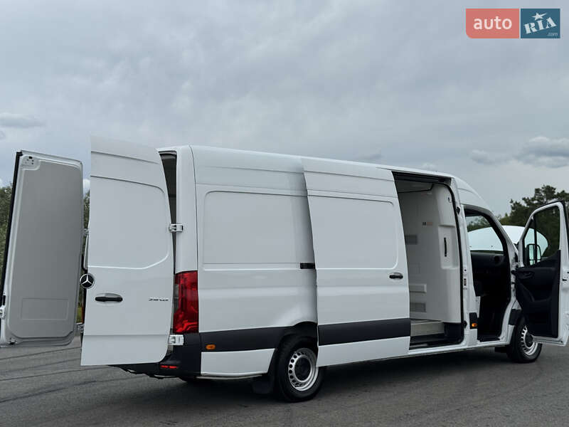 Грузовой фургон Mercedes-Benz Sprinter 2021 в Ровно