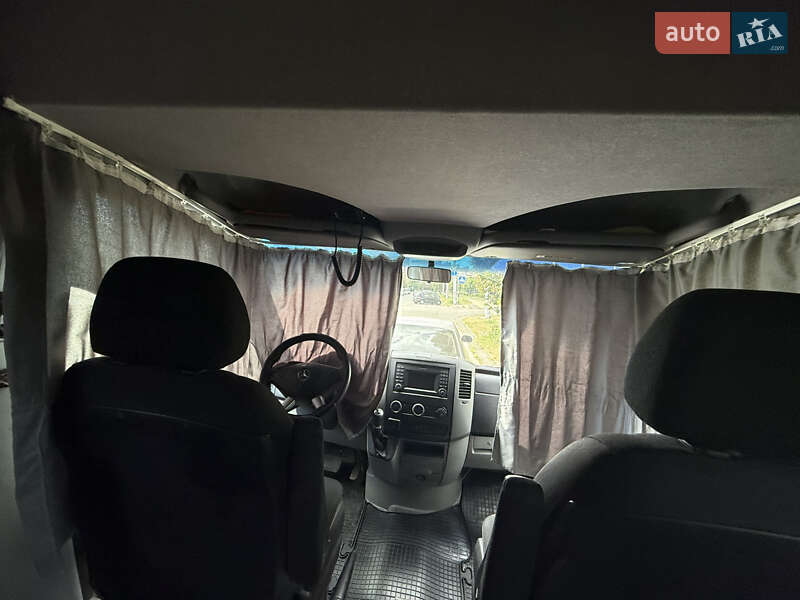 Грузопассажирский фургон Mercedes-Benz Sprinter 2018 в Киеве фото 15 Грузопассажирский фургон Mercedes-Benz Sprinter 2018 в Киеве
