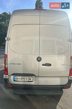 Вантажний фургон Mercedes-Benz Sprinter 2018 в 