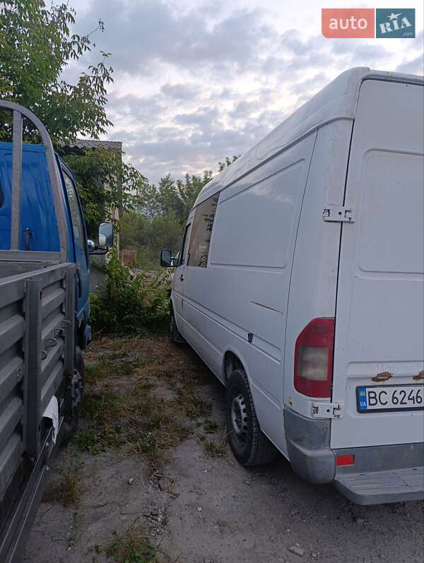 Mercedes-Benz Sprinter 2002