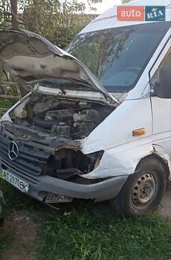 Грузовой фургон Mercedes-Benz Sprinter 2005 в Ивано-Франковске