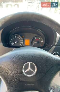 Грузовой фургон Mercedes-Benz Sprinter 2010 в 
