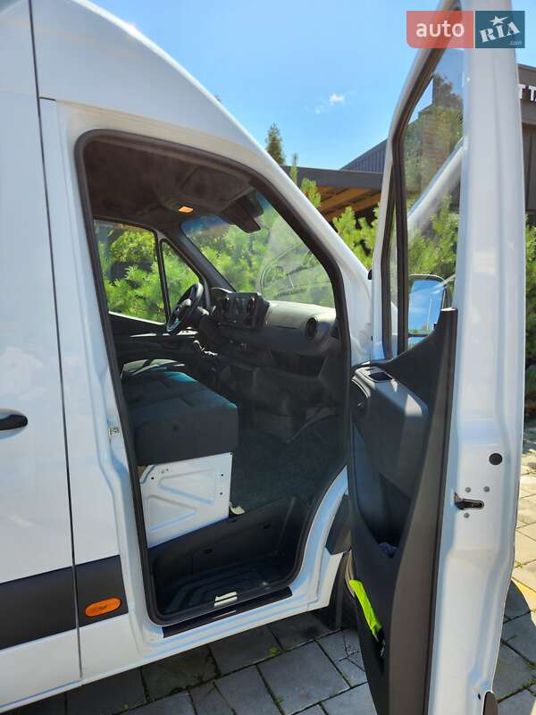Вантажний фургон Mercedes-Benz Sprinter 2021 в Коломиї