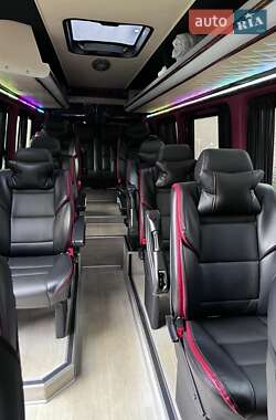 Микроавтобус Mercedes-Benz Sprinter 2011 в 