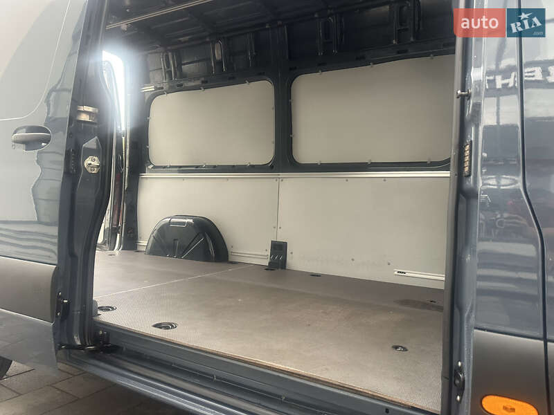Вантажний фургон Mercedes-Benz Sprinter 2020 в Бердичеві фото 14 Вантажний фургон Mercedes-Benz Sprinter 2020 в Бердичеві
