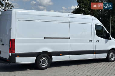 Грузовой фургон Mercedes-Benz Sprinter 2020 в 