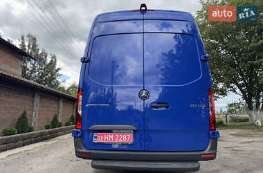 Грузовой фургон Mercedes-Benz Sprinter 2021 в 