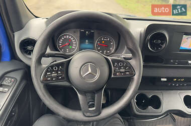 Грузовой фургон Mercedes-Benz Sprinter 2021 в 