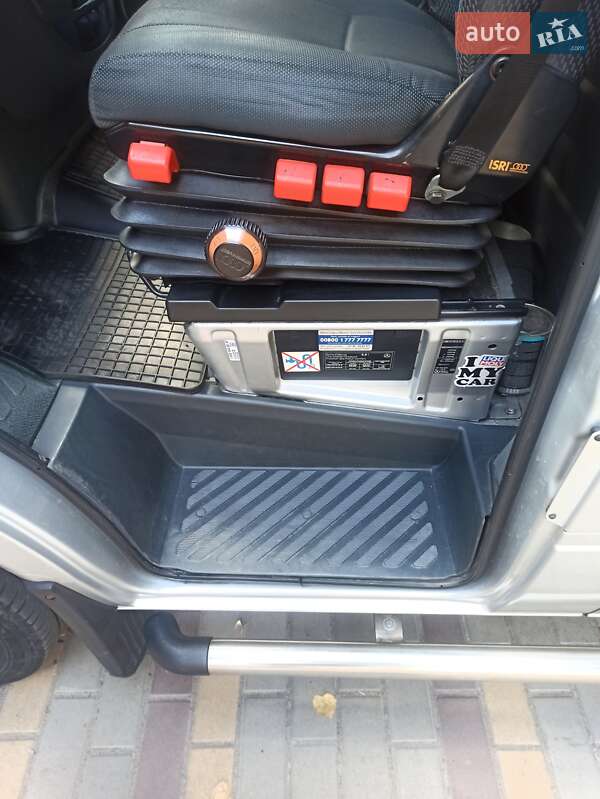 Вантажний фургон Mercedes-Benz Sprinter 2004 в Бершаді фото 9 Вантажний фургон Mercedes-Benz Sprinter 2004 в Бершаді