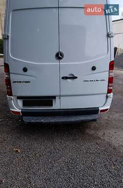 Грузовой фургон Mercedes-Benz Sprinter 2016 в 